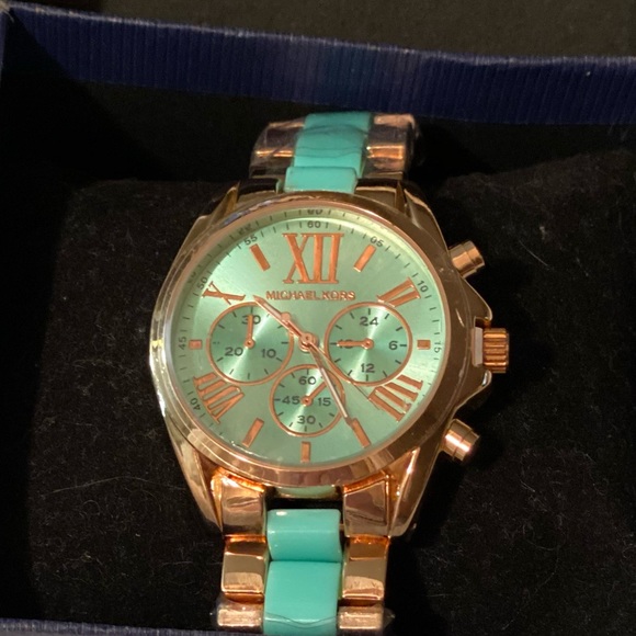 Beautiful Designer Inspired Watches!! - Picture 12 of 13